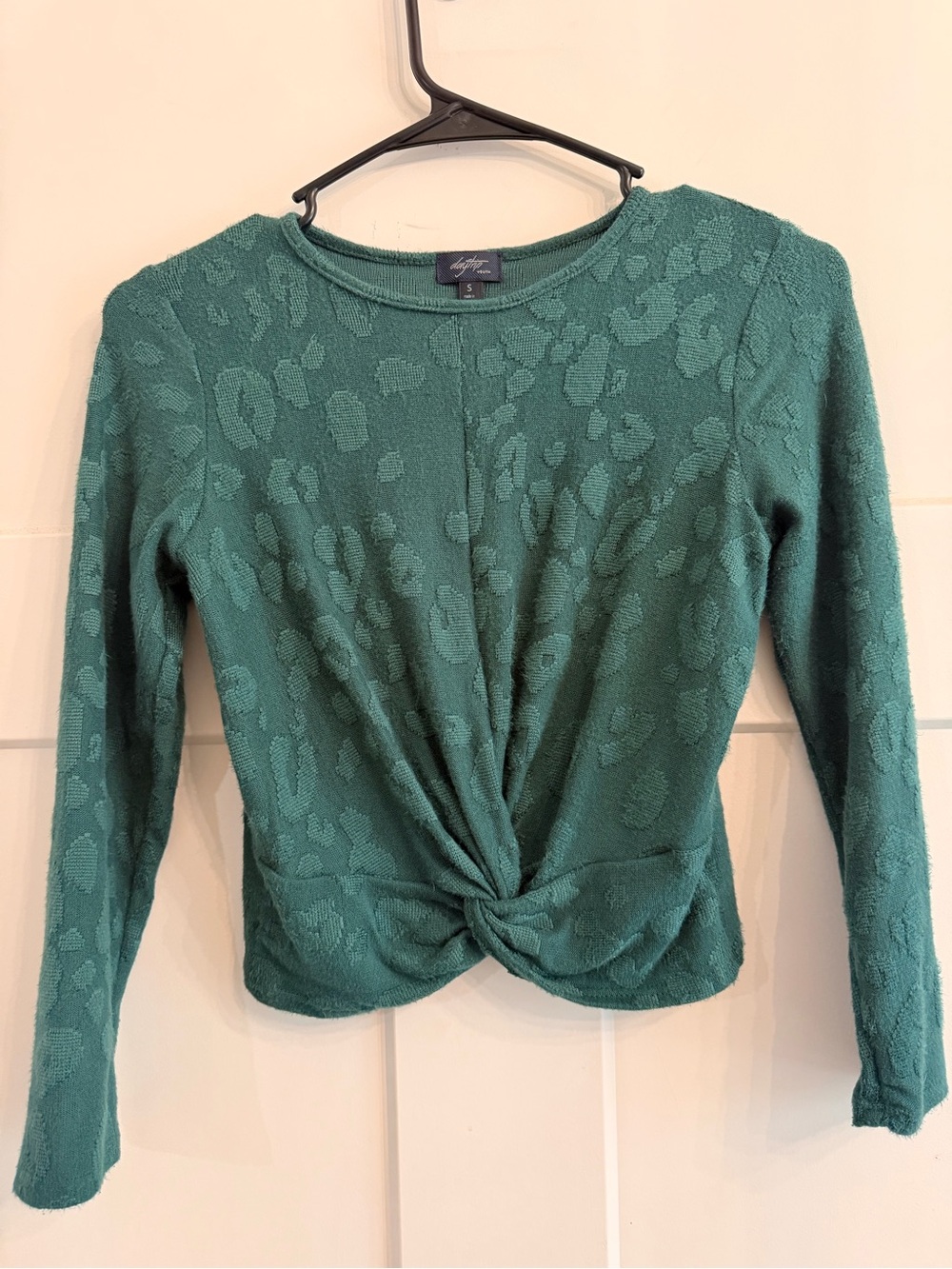Daytrip Forest Green 3/4 Top, Size Small, Like New, SOFT and stretchy 💚🖤